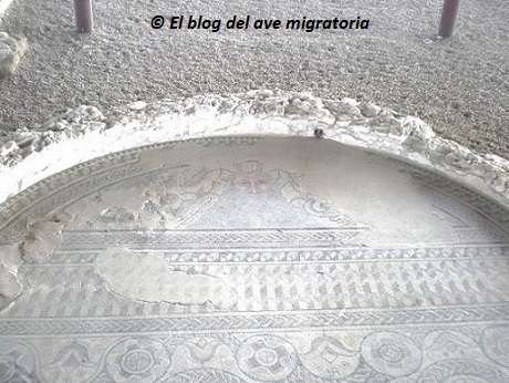 El dios Océano, en su mosaico del centro de la villa